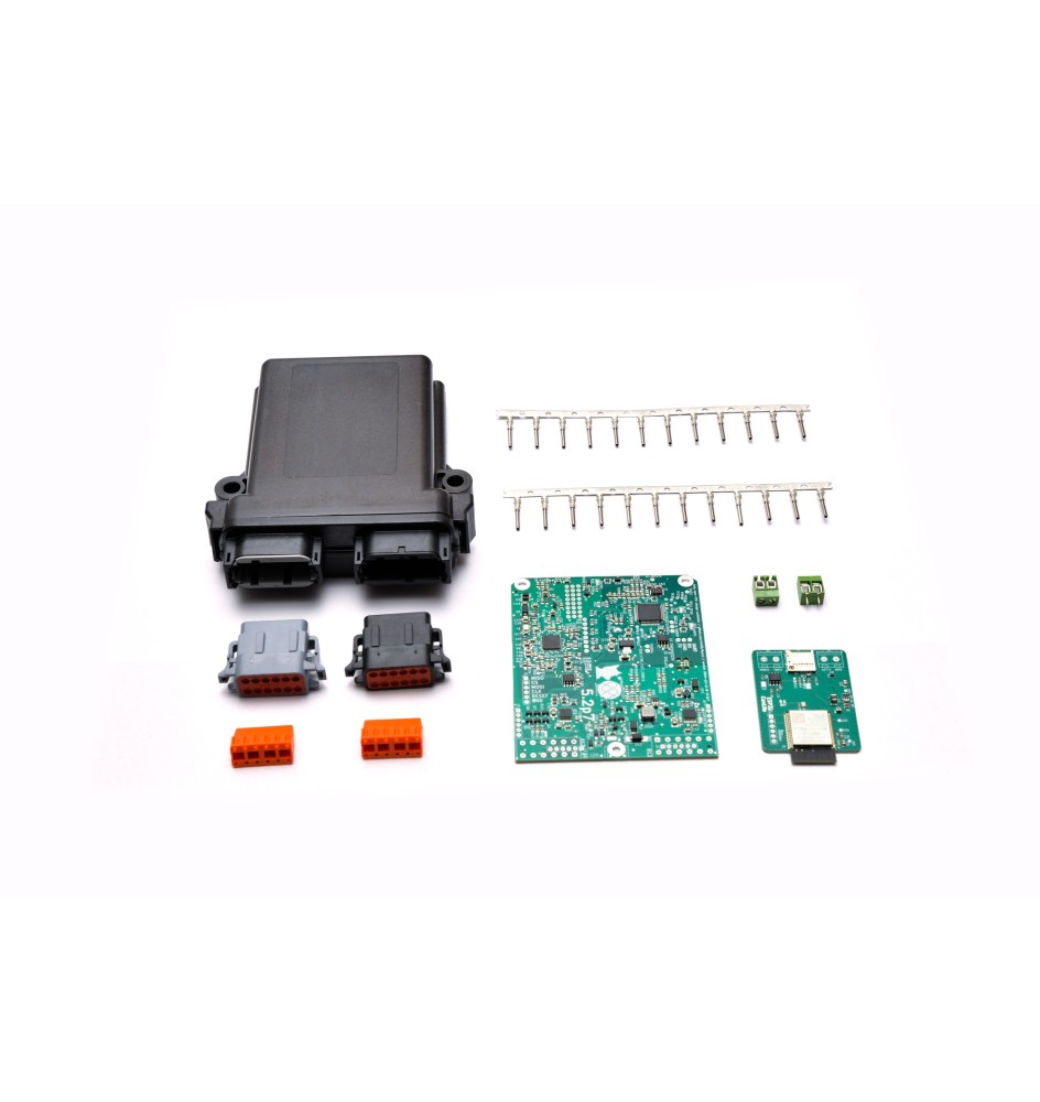 Schnelllade-CCS2-Controller mit Anschlüssen und Pins sowie WLAN-Modul